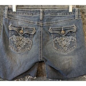 Wrangler Rock 47 Embellished Cutoff Shorts Size 7 Rhinestone Cowgirl Western
